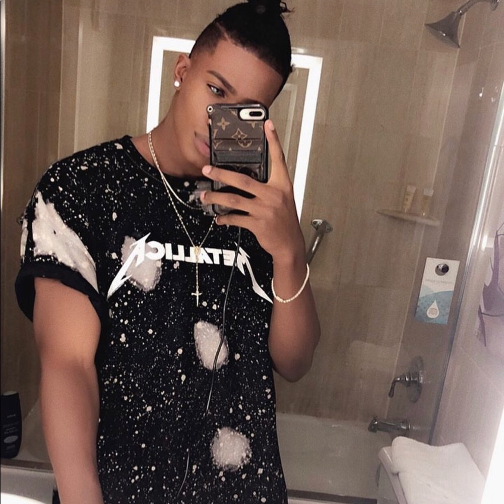 Meet your Posher, Andres